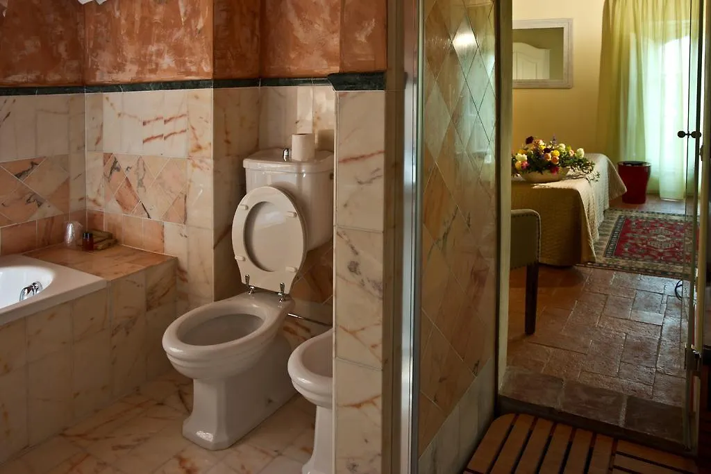 Suite Accommodation Mastiano 2*,