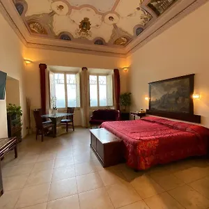 4* Hotel Vogue