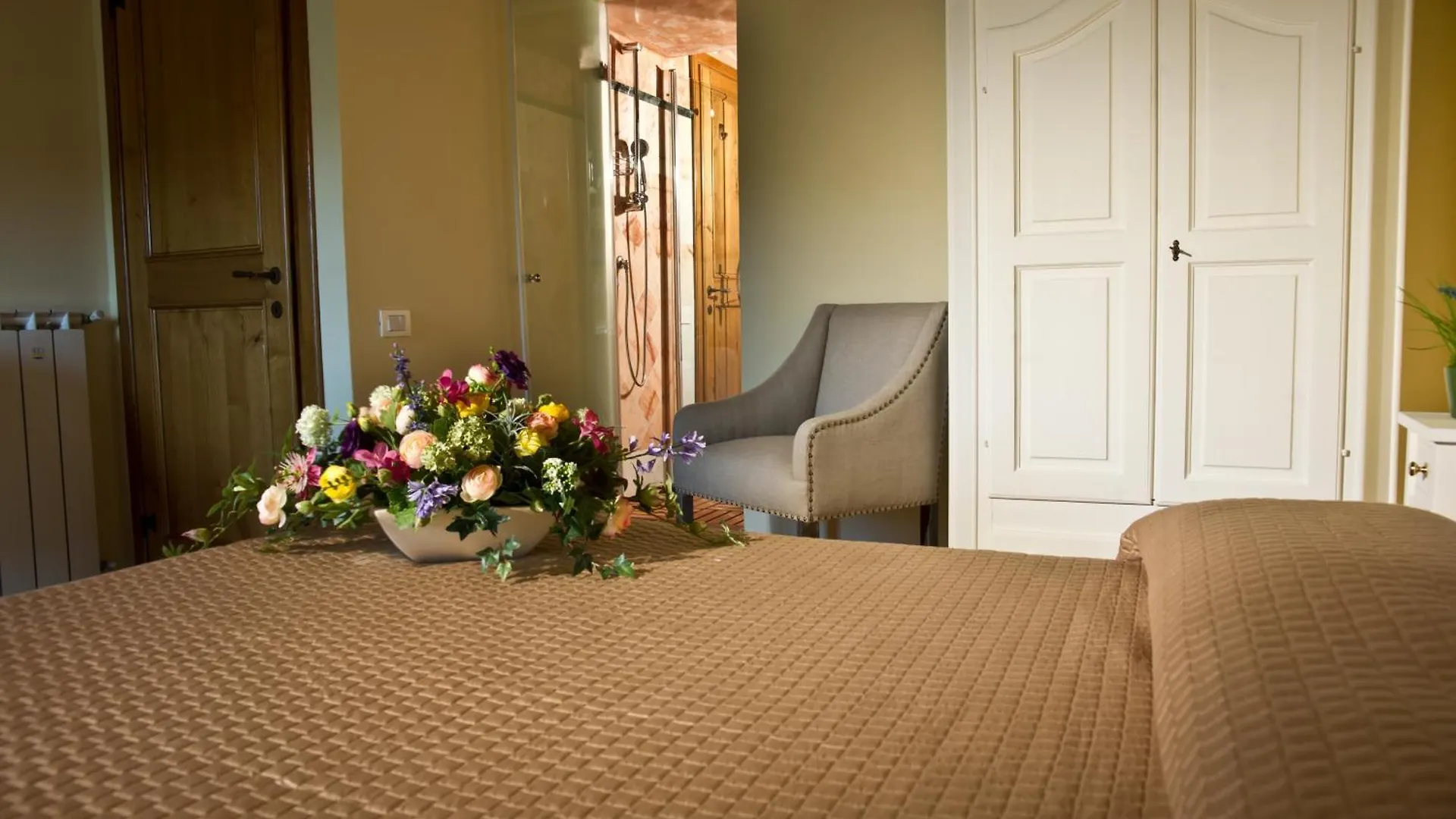 Suite Accommodation Mastiano Italie